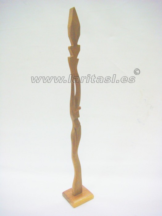 Menina posando 37cm